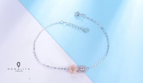 أسورة الوردة باللون الفضي (B278).