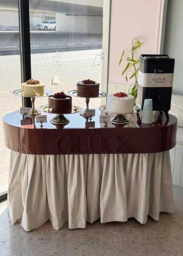 طاولة الضيافة - كيك