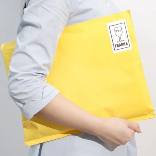 ملصق مستطيل ابيض فوميمو