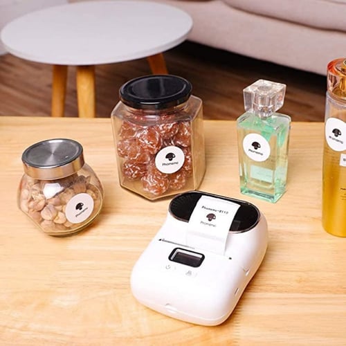 ملصق دائري ابيض فوميمو