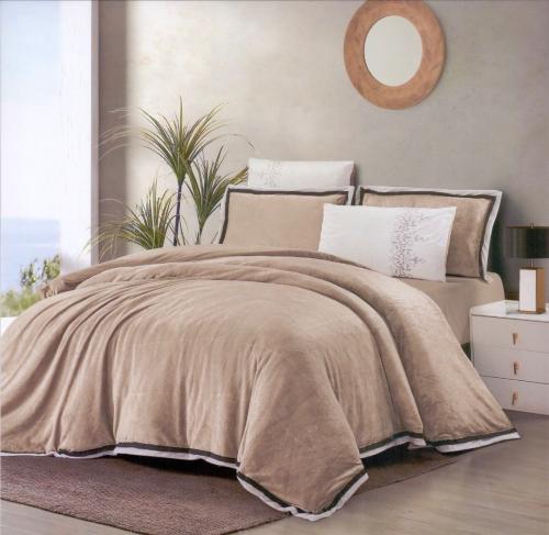 نفر ونص مخمل شتوي 4 قطع