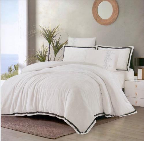 نفر ونص مخمل شتوي 4 قطع