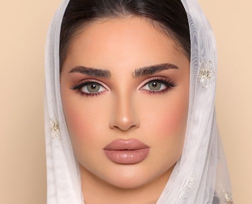 عدسات لومينوس دازلينج جرين - Dazzling Green
