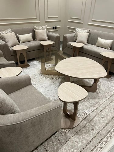 طاولات ضيافة