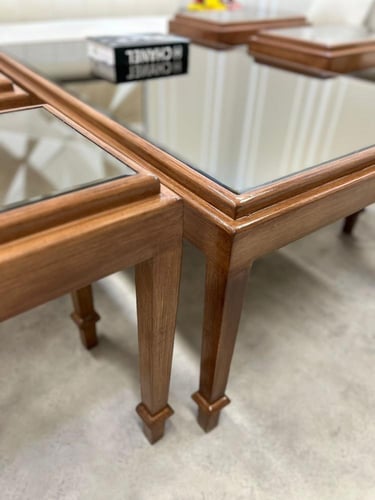 طقم طاولات خشبيه بلون بني