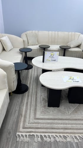 طاولات ضيافة