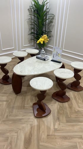 طاولات ضيافة