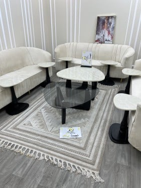 طاولات ضيافة