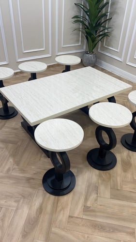 طاولات ضيافة