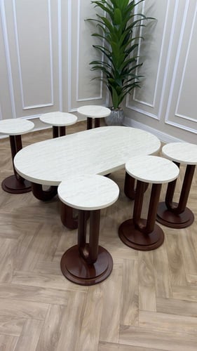 طاولات ضيافة