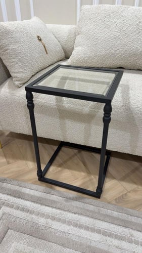 طقم طاولات حديد أسود