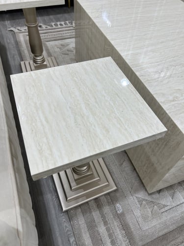 طاولات ضيافة