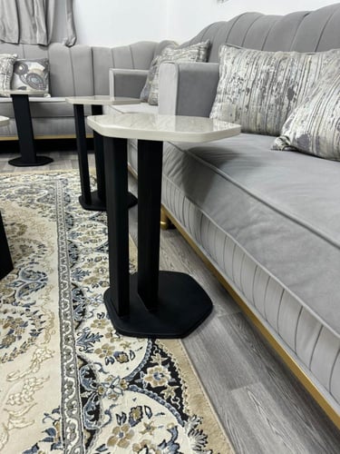 طاولات ضيافة