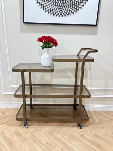 عربية تقديم حديد 4 دور