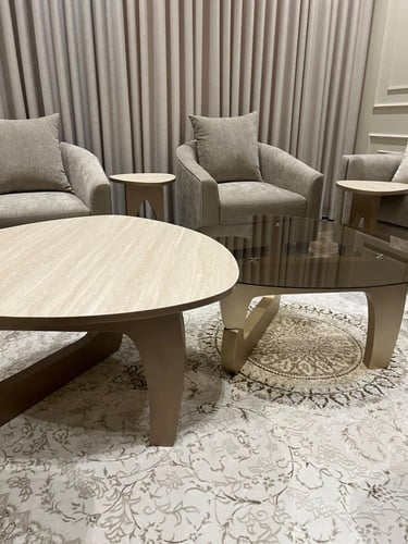 طاولات ضيافة