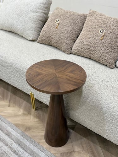 طاولة خدمة مفردة بقشرة الجوز الأنيقة