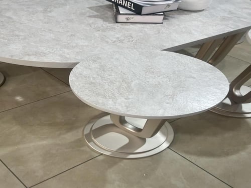 طاولات ضيافة