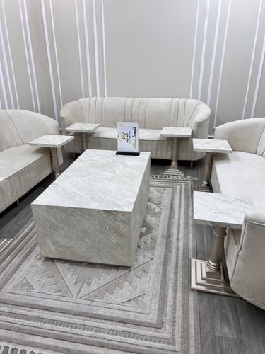 طاولات ضيافة