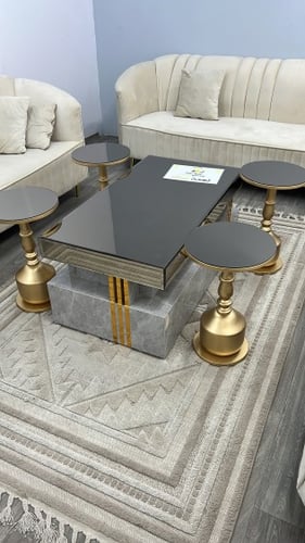 طاولات ضيافة