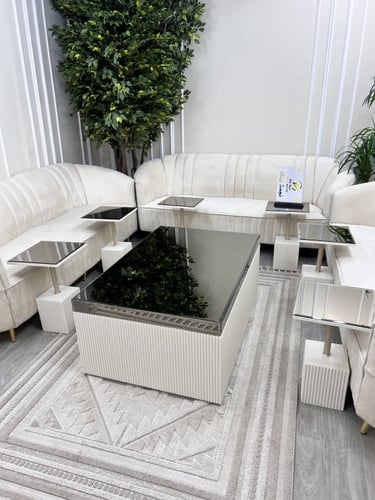 طقم طاولات ضيافة