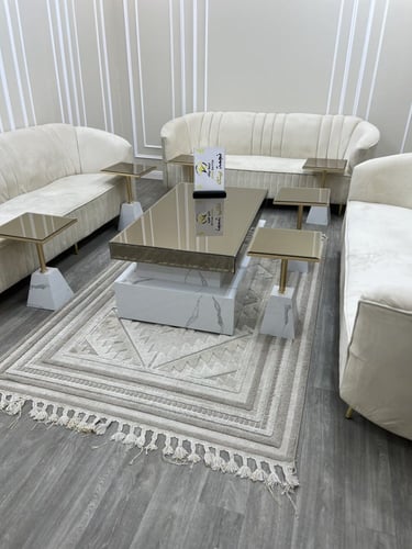 طاولات ضيافة