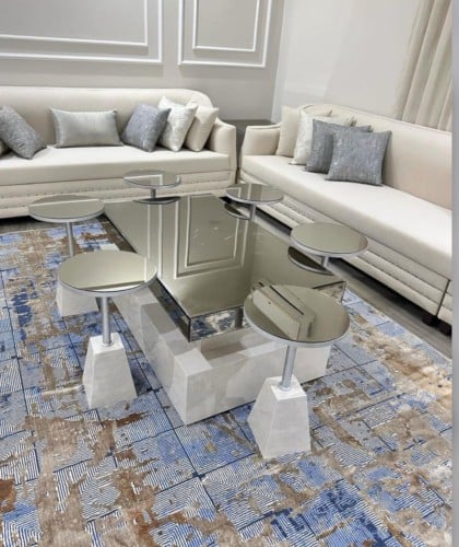 طاولات ضيافة