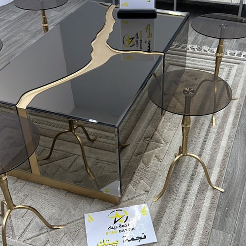 طاولات ضيافة