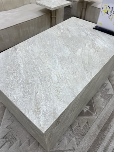 طاولات ضيافة