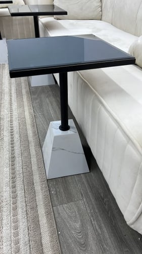 طاولات ضيافة