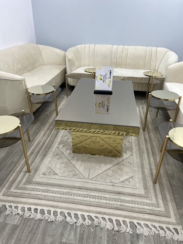 طاولات ضيافة