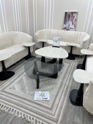 طاولات ضيافة