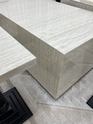 طاولات ضيافة