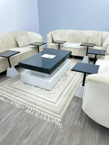 طاولات ضيافة