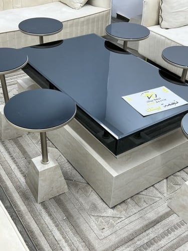 طاولات ضيافة