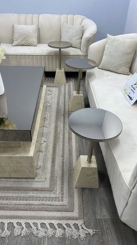 طاولات ضيافة