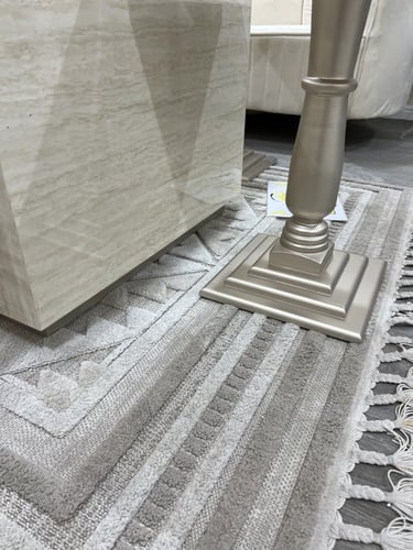 طاولات ضيافة