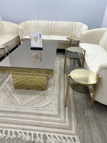 طاولات ضيافة