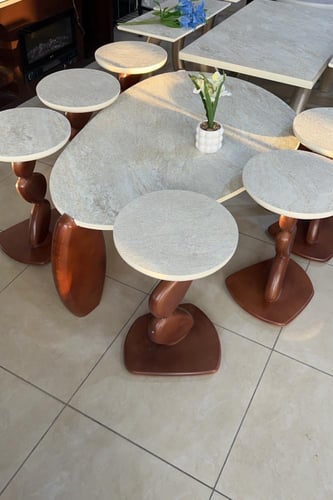 طاولات ضيافة