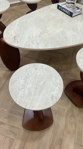 طاولات ضيافة