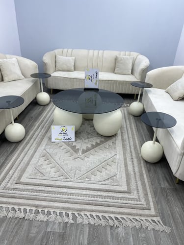 طاولات ضيافة