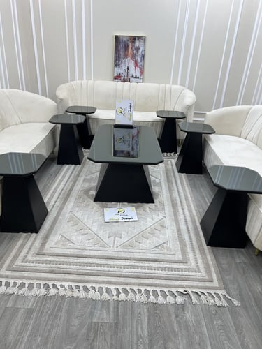 طاولات ضيافة