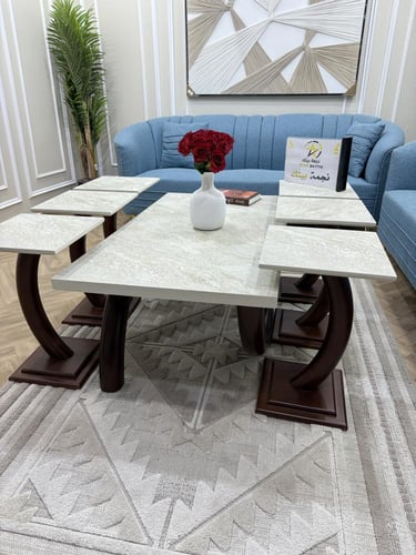 طاولات ضيافة