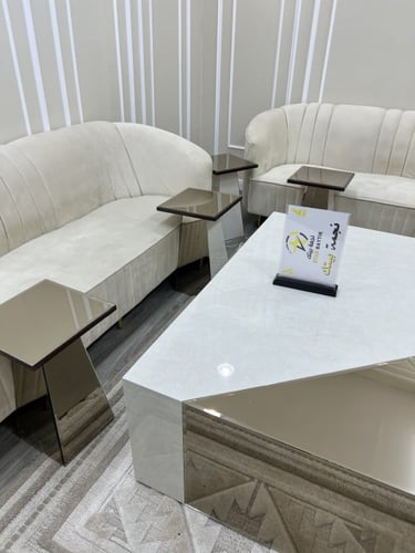 طاولات ضيافة