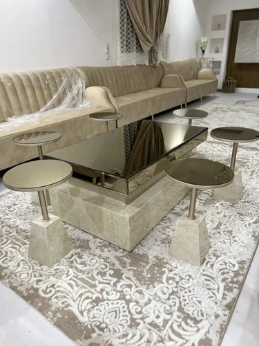 طاولات ضيافة