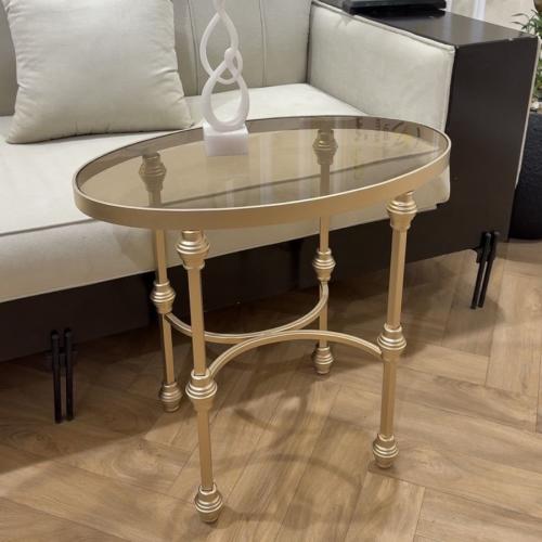 طاولة خدمه مفردة