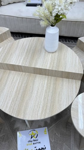طاولات ضيافة