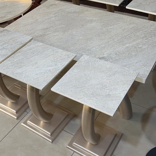 طقم طاولات ضيافة