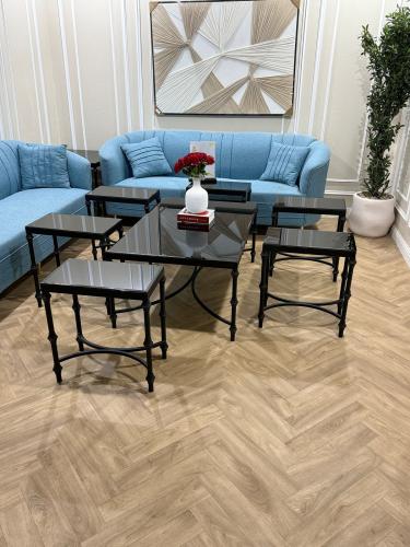 طقم طاولات ضيافة