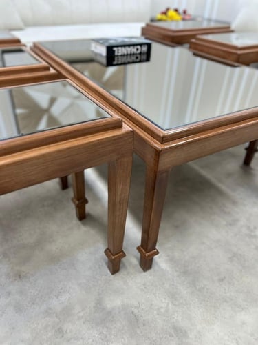 طقم طاولات خشبيه بلون بني