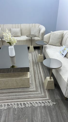 طاولات ضيافة